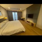 Klcc Suite One Room